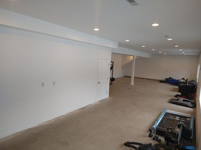 26 Russell St A-B, Hadley, MA 01035