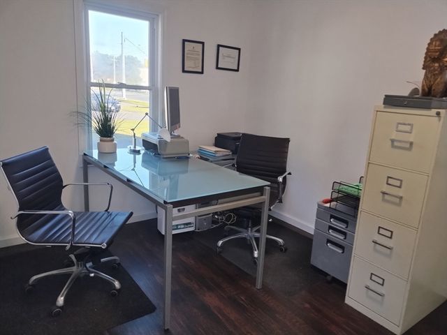 26 Russell St A-B, Hadley, MA 01035
