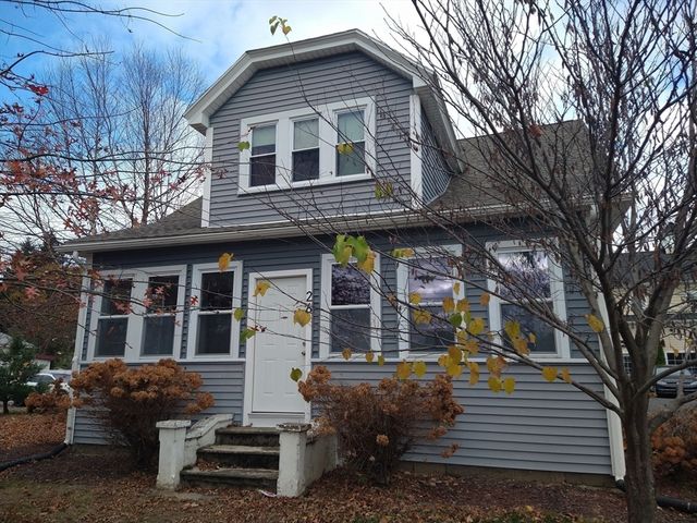 26 Russell St A-B, Hadley, MA 01035