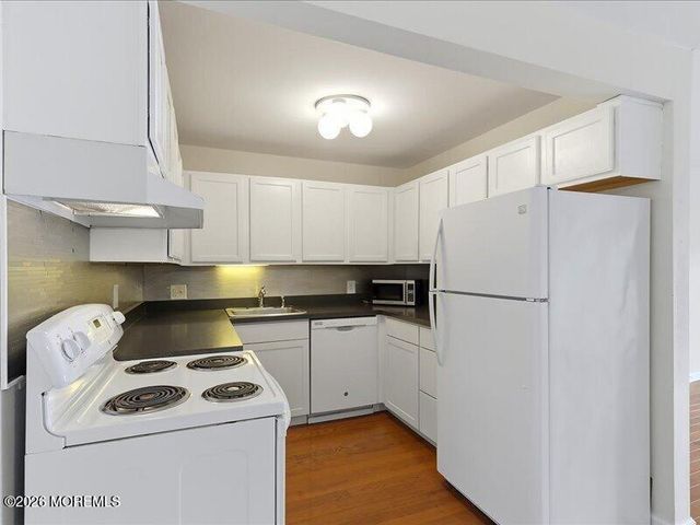 330 Shore Drive Drive B 1, Highlands, NJ 07732