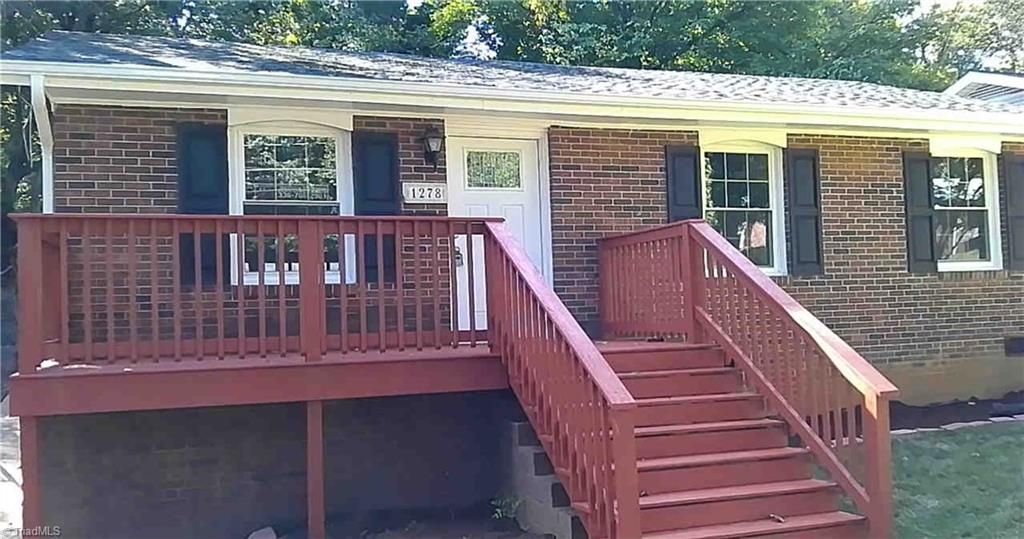 1278 TREDWELL Drive, Winston-salem, NC 27103