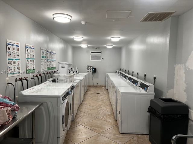 4222 Inverrary Blvd 4305, Lauderhill, FL 33319