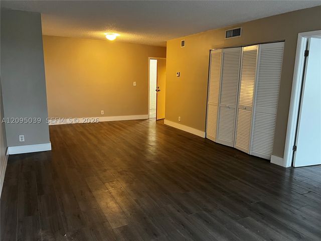 4222 Inverrary Blvd 4305, Lauderhill, FL 33319