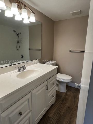 4222 Inverrary Blvd 4305, Lauderhill, FL 33319