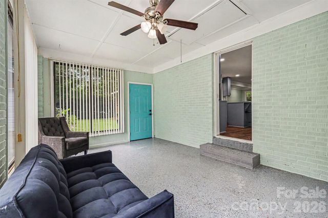 953 Twin Lakes Road, Rock Hill, SC 29732