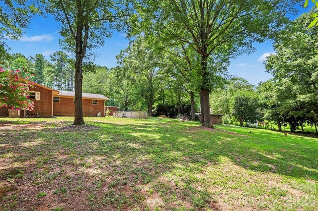 953 Twin Lakes Road, Rock Hill, SC 29732
