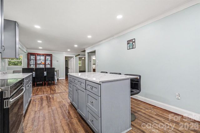 953 Twin Lakes Road, Rock Hill, SC 29732