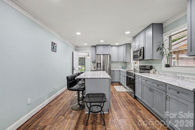 953 Twin Lakes Road, Rock Hill, SC 29732