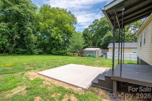 913 Edgemont Avenue, Belmont, NC 28012