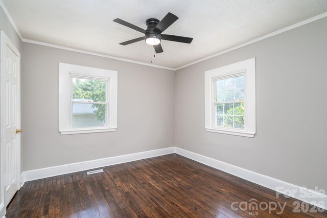 913 Edgemont Avenue, Belmont, NC 28012
