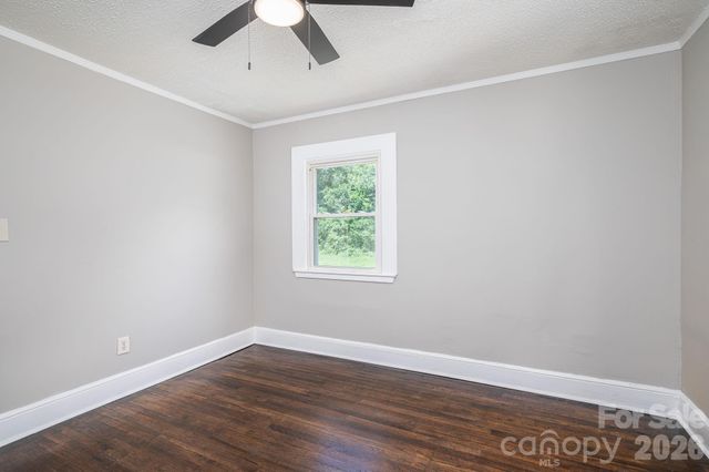 913 Edgemont Avenue, Belmont, NC 28012