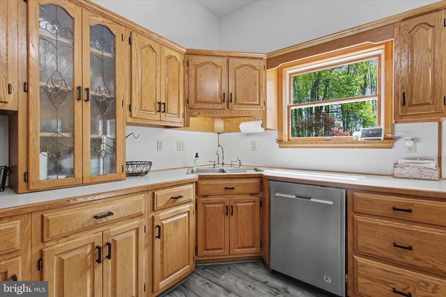 3600 COLONIAL RD, Dover, PA 17315