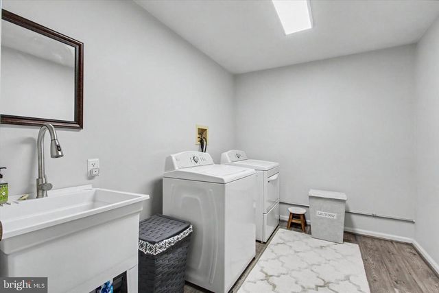 3600 COLONIAL RD, Dover, PA 17315