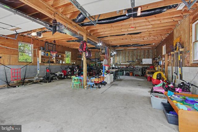 3600 COLONIAL RD, Dover, PA 17315
