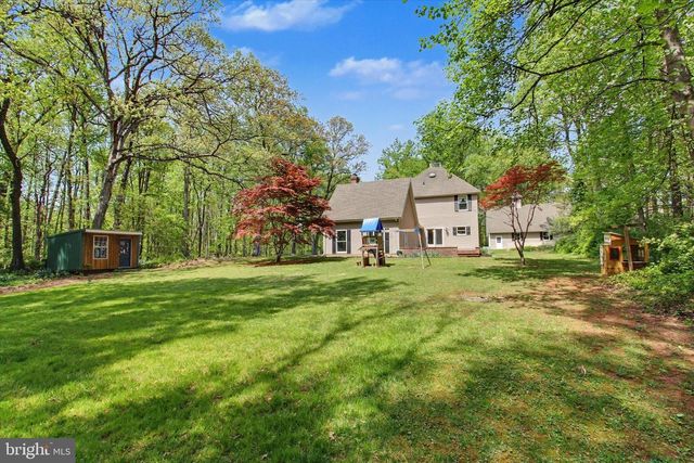3600 COLONIAL RD, Dover, PA 17315