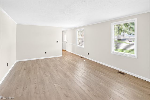 960 Red Oak Circle, Medina, OH 44256