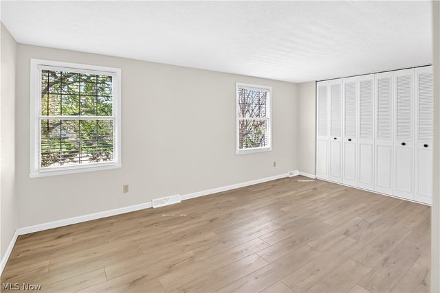 960 Red Oak Circle, Medina, OH 44256