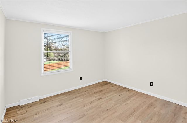 960 Red Oak Circle, Medina, OH 44256