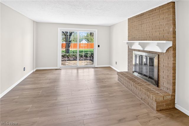 960 Red Oak Circle, Medina, OH 44256
