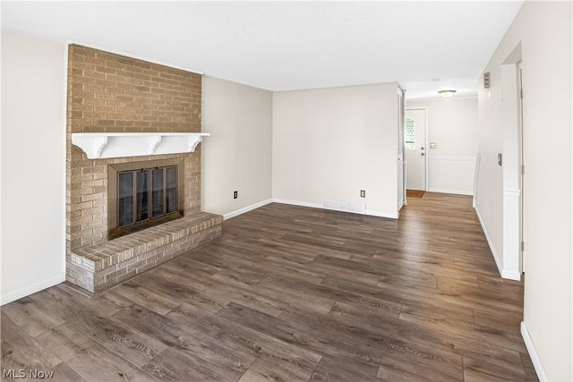 960 Red Oak Circle, Medina, OH 44256