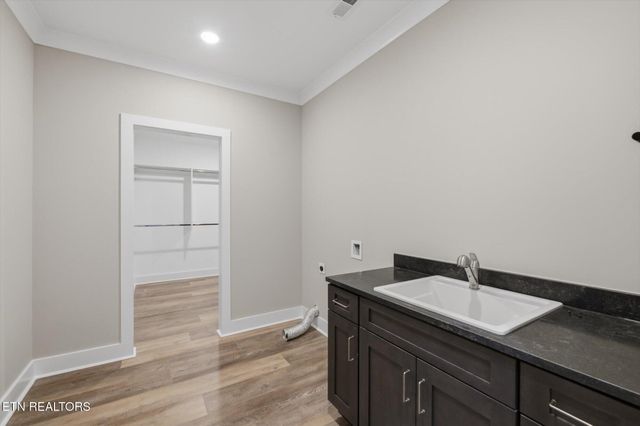 758 Lakeside Rd, Madisonville, TN 37354
