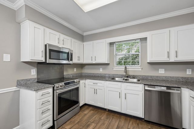 1273 Carriage Park Dr, Franklin, TN 37064