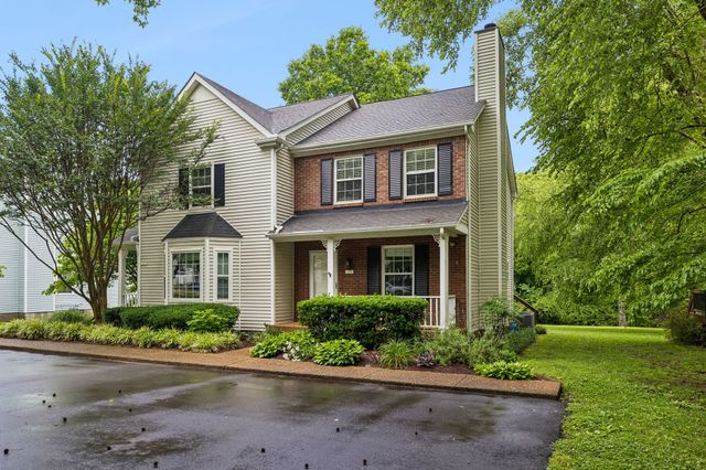 1273 Carriage Park Dr, Franklin, TN 37064