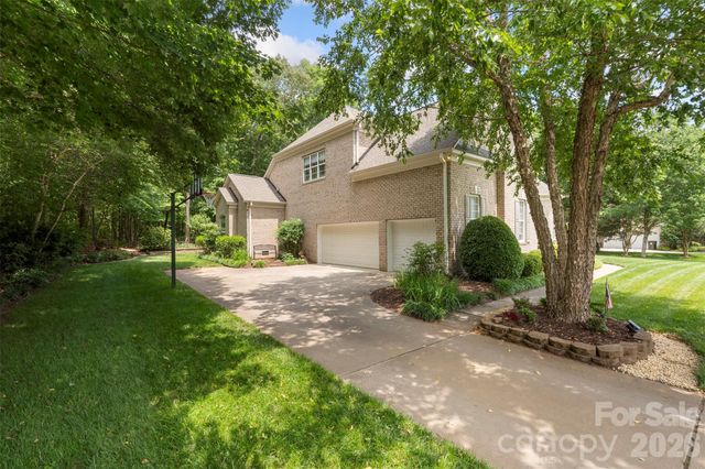 1257 Waynewood Drive, Waxhaw, NC 28173