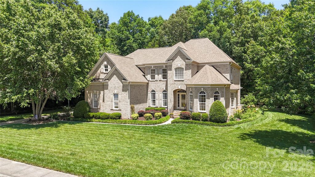 1257 Waynewood Drive, Waxhaw, NC 28173