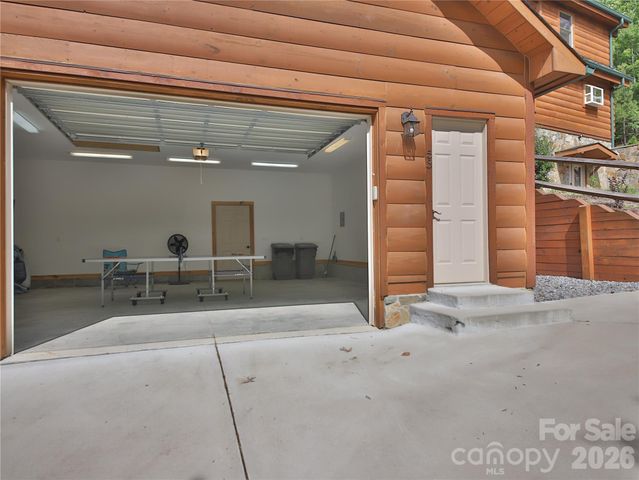 53 Osprey Lane, Nebo, NC 28761