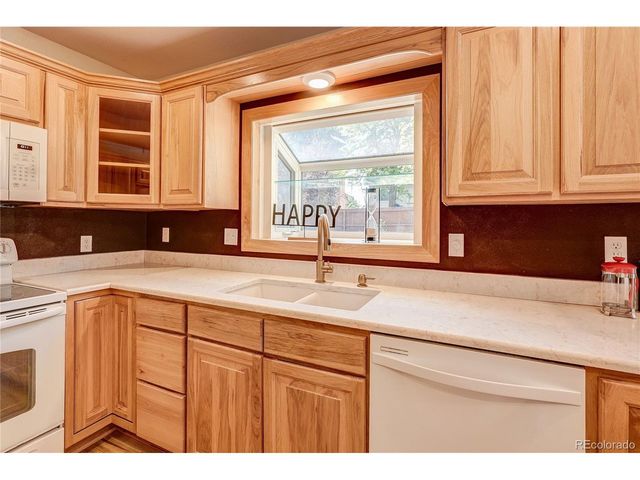 16754 E Kepner Pl, Aurora, CO 80017