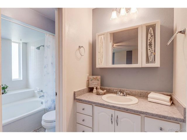 16754 E Kepner Pl, Aurora, CO 80017