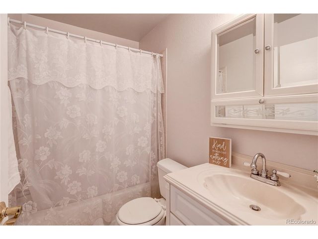 16754 E Kepner Pl, Aurora, CO 80017