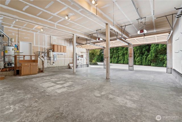 10306 192nd Avenue NE, Redmond, WA 98053