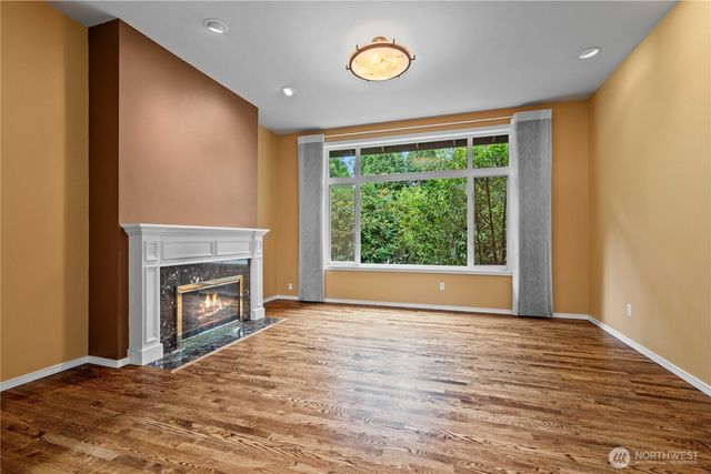 10306 192nd Avenue NE, Redmond, WA 98053