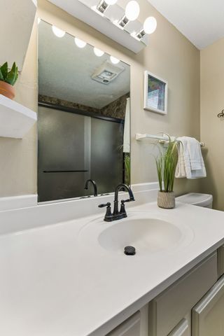 4950 Barella Dr, Antioch, TN 37013