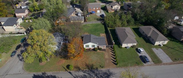 4950 Barella Dr, Antioch, TN 37013