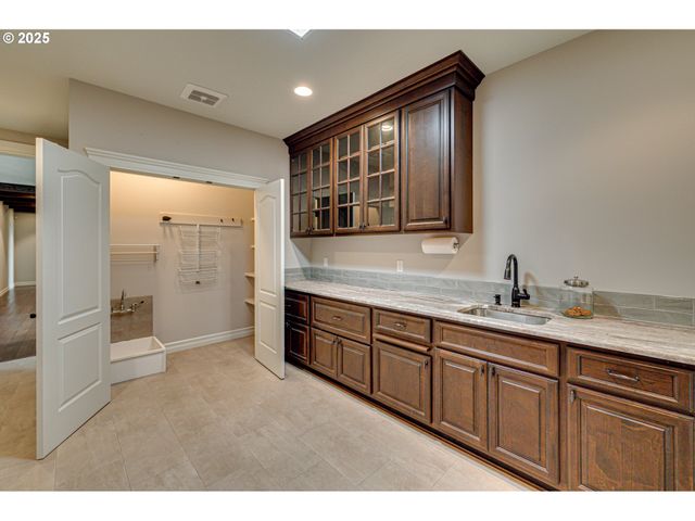 421 WOODLAND HEIGHTS Rd, Woodland, WA 98674