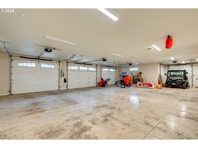 421 WOODLAND HEIGHTS Rd, Woodland, WA 98674