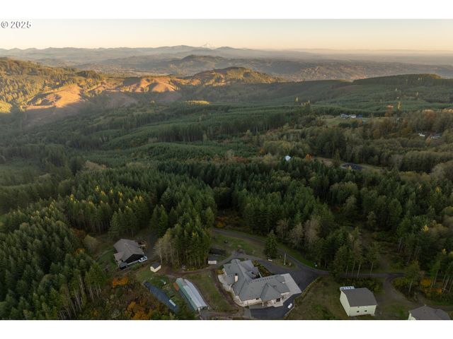 421 WOODLAND HEIGHTS Rd, Woodland, WA 98674