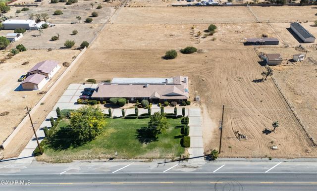 40656 W 30th Street, Palmdale, CA 93551