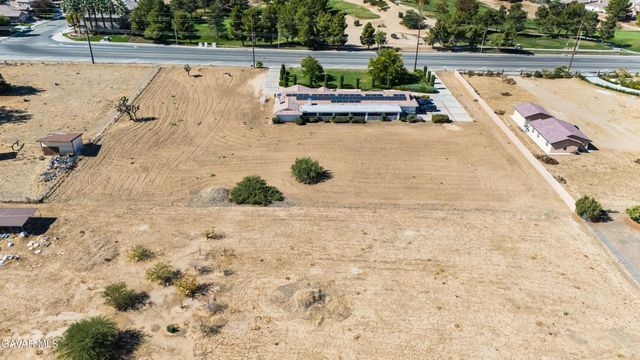 40656 W 30th Street, Palmdale, CA 93551
