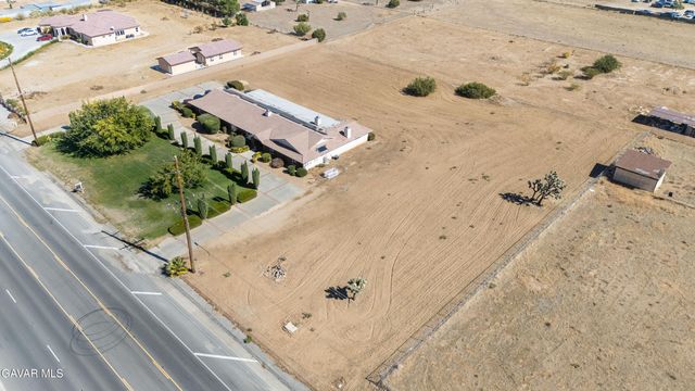 40656 W 30th Street, Palmdale, CA 93551