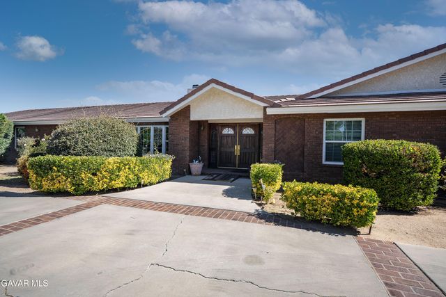 40656 W 30th Street, Palmdale, CA 93551