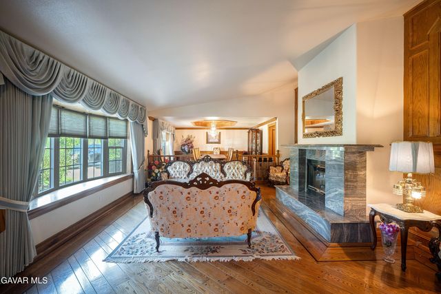 40656 W 30th Street, Palmdale, CA 93551