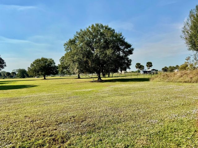 393 SW 77th Terrace, Okeechobee, FL 34974