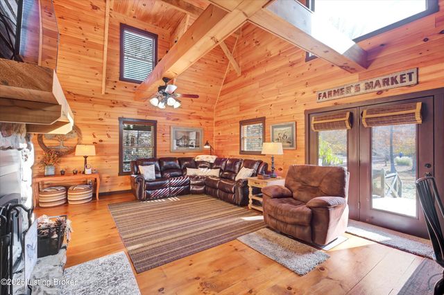 184 Furnace Branch Rd, Bee Spring, KY 42207