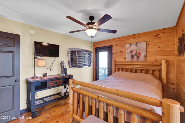 184 Furnace Branch Rd, Bee Spring, KY 42207