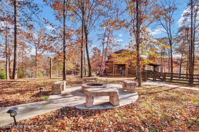 184 Furnace Branch Rd, Bee Spring, KY 42207