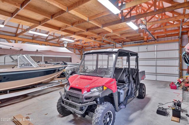 184 Furnace Branch Rd, Bee Spring, KY 42207